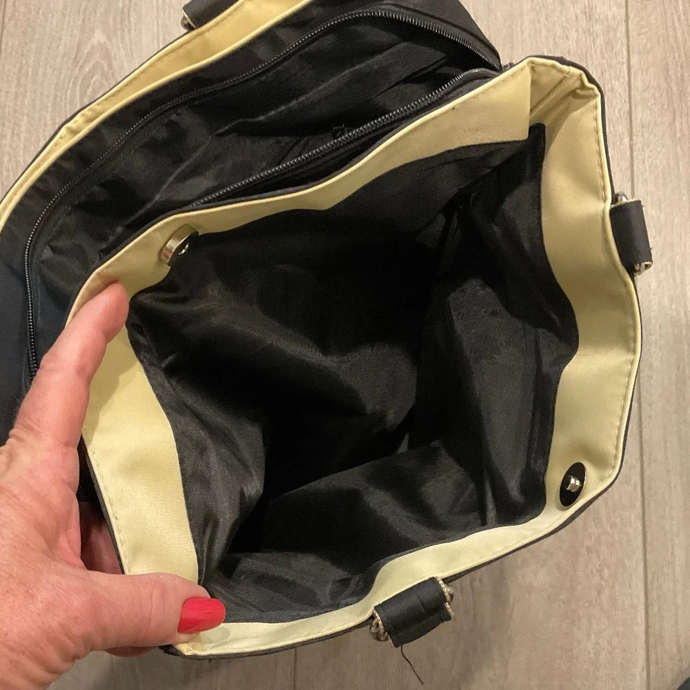 PRIMA black tote
